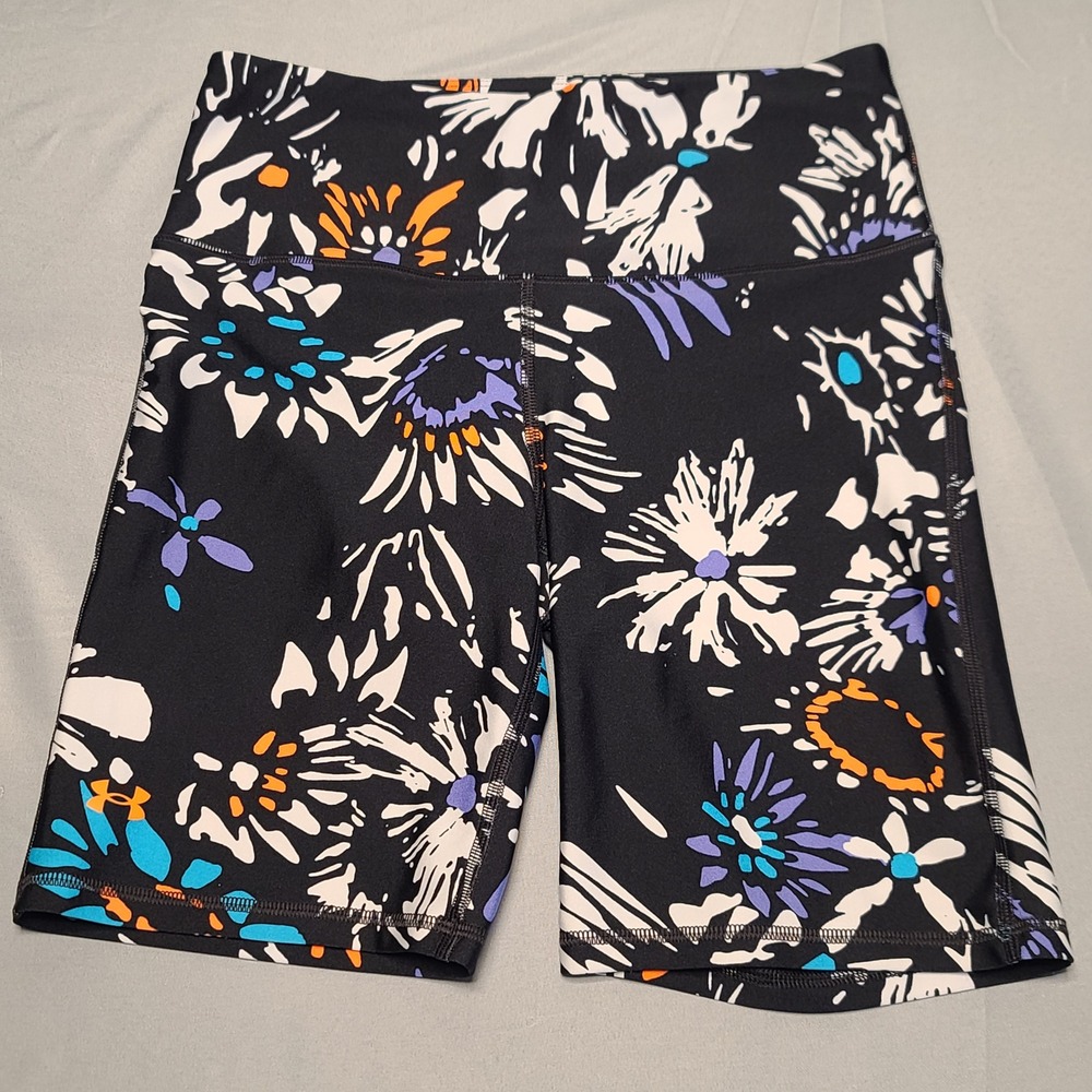 Under Armour Bike Shorts Womens Medium Black Floral HeatGear Compression 1372143
